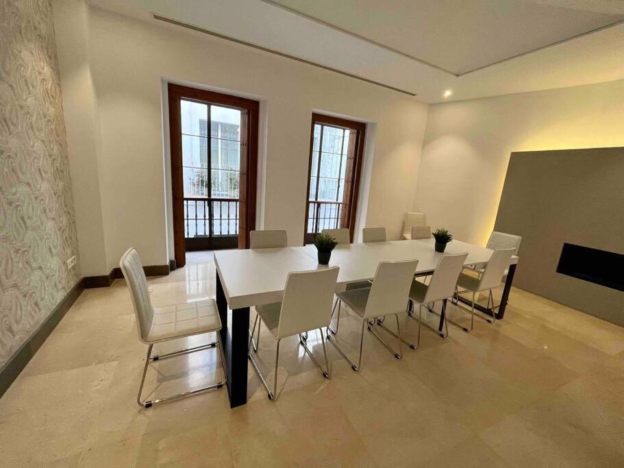 Fdez Amazing House By Cathedral And Giralda With Private Pool Villa Севиля Екстериор снимка