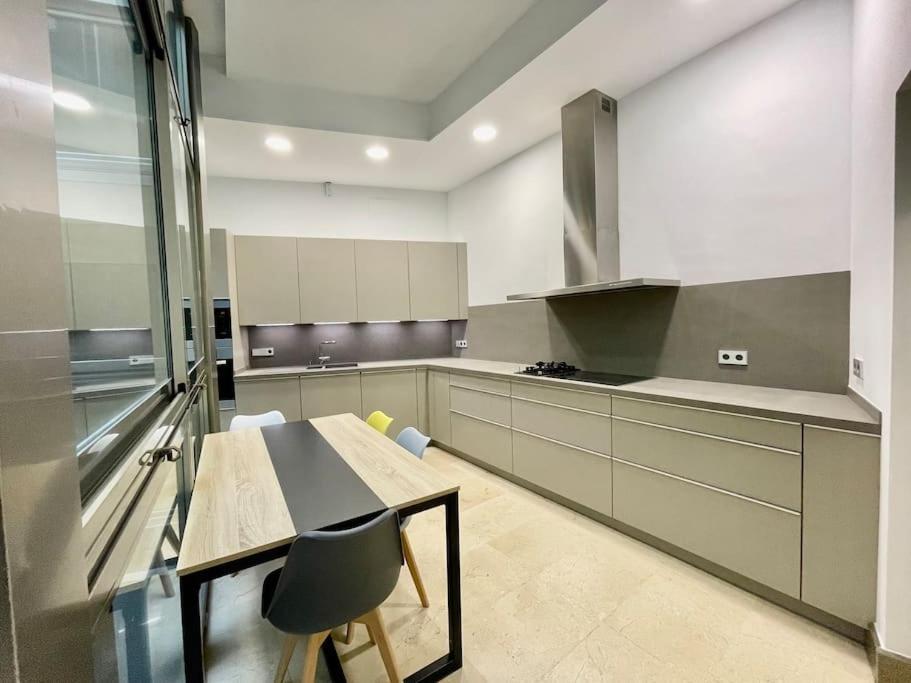 Fdez Amazing House By Cathedral And Giralda With Private Pool Villa Севиля Екстериор снимка